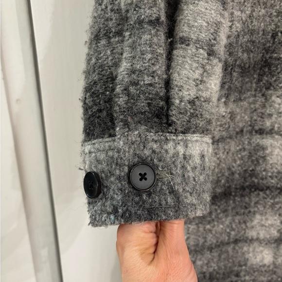 Wilfred Black and Gray Plaid Shirt Jacket - Picture 4 of 6